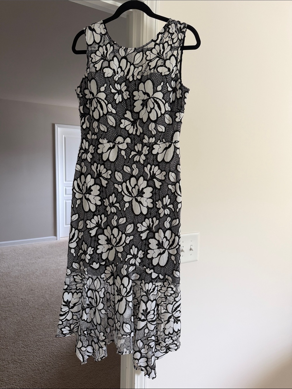Kensie Black and White Floral Lace Midi Dress